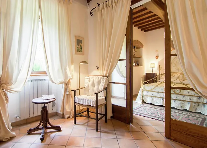 Будинок відпочинку Luxurious, Cozy With Pool Near In Tuscany Versatile Кортона